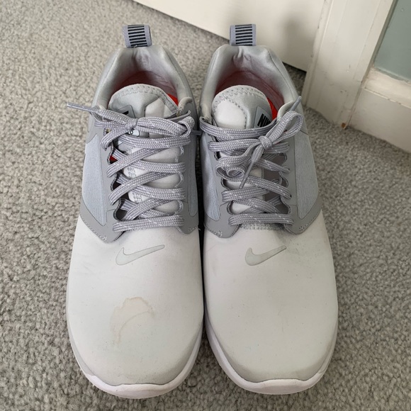 Nike running shoes - Picture 2 of 3